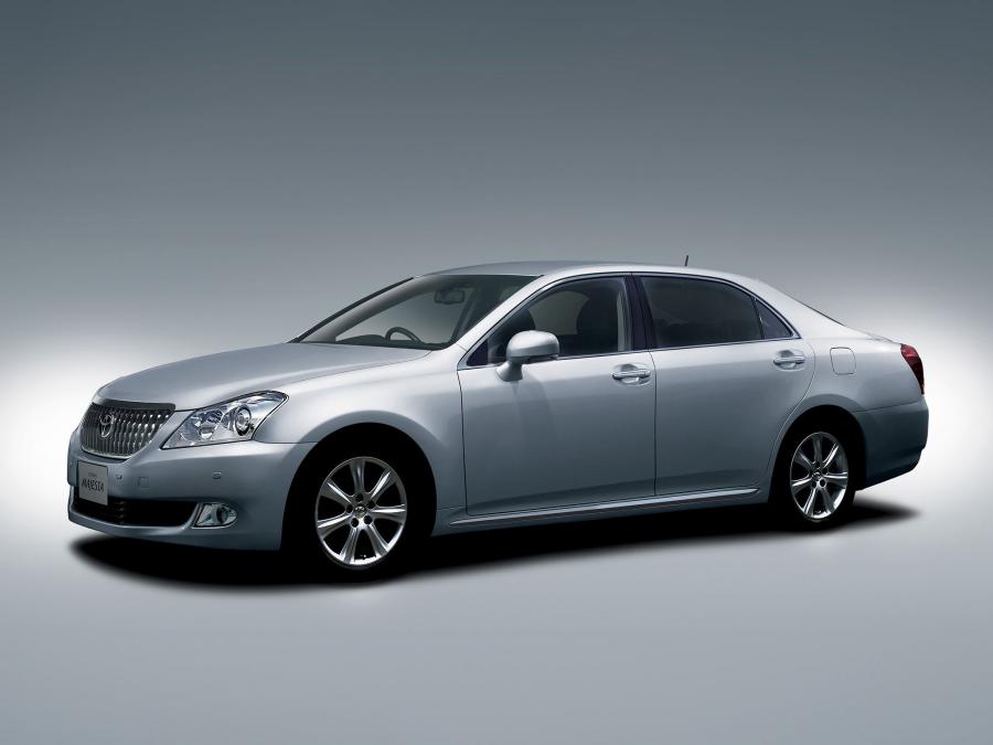  Toyota Crown Majesta 2009 года  (фото 6 из 21)